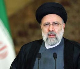 İran, Papa’ya seslendi: Batılı ülkeler konumunu kullansın