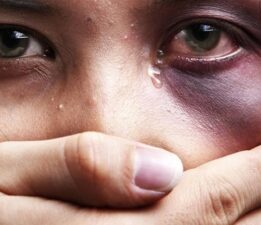 Türk kültürü ve geleneklerinden uzaklaştıkça, kadına karşı şiddetin arttığı çıplak gözle görülen/yaşanan bir gerçektir.