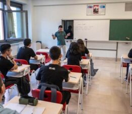 Öğretmenlerin ek ders ücretlerine zam kararı