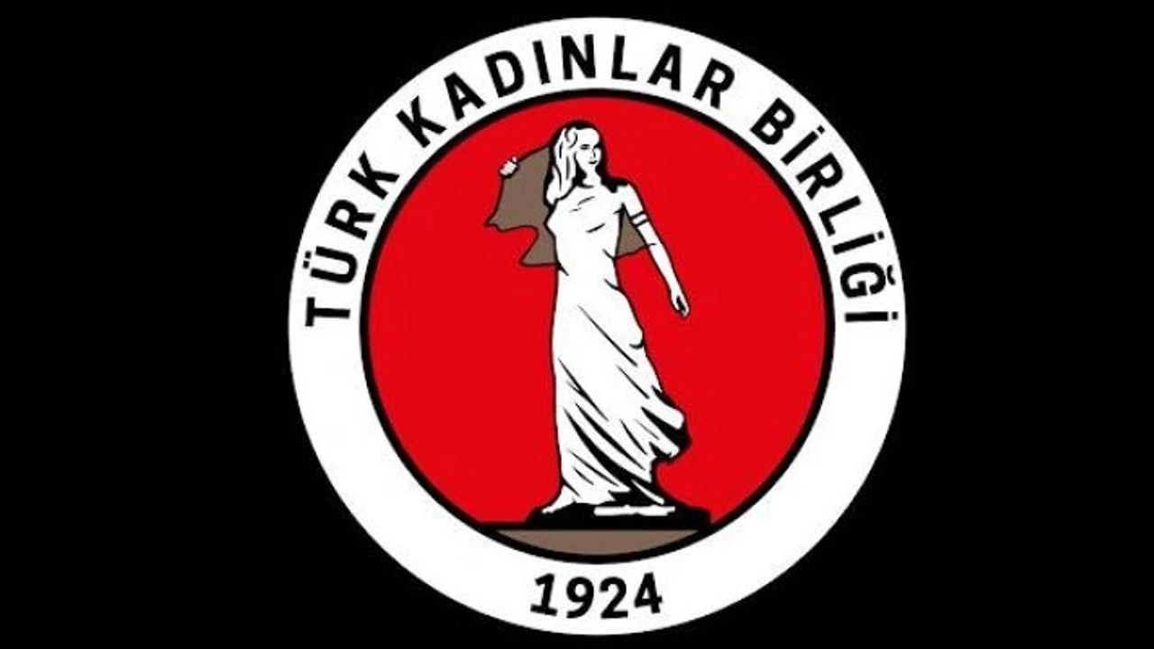 TÜRK KADINLAR BİRLİĞİ’NDEN 100. YILA YAKIŞIR TOPLANTI
