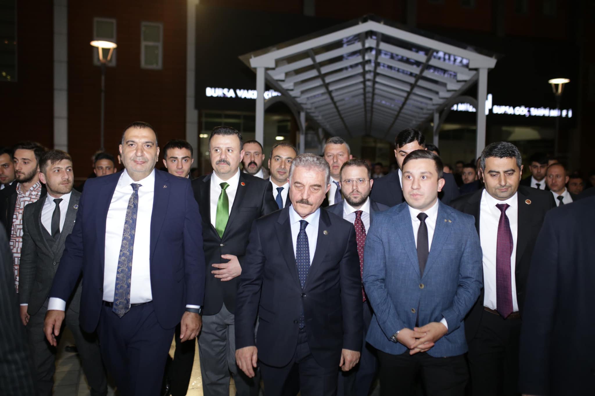 Efsane Geri mi Dönüyor! MHP’li İsimden Belediye Meclis Üyeliği Detayı!