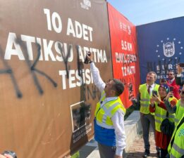 BURSA’DA SPREYLİ, BOYALI  BİLLBOARD PROTESTOSU!