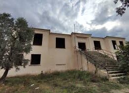 Orhangazi’de Taş Mektebe  Kim Sahip Çıkacak ?