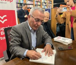 Baysal imza gününde okuyucusuyla buluşacak