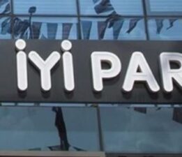 İYİ PARTİ ERİYOR