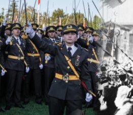 ADD BURSA; Teğmenlerimizin Yanındayız!