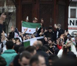 Bugün bir zalim rejimin daha düştüğüne şahit olduk.