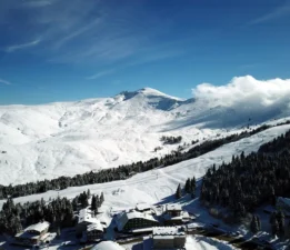 Uludağ’ın Zirvesinde Baklavalı Kutlama!