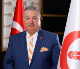 “SAYIN ERDOĞAN’IN D-8 TEŞKİLATINA GEREKLİ ÖNEMİ VERMESİNİ BEKLİYORUZ.”