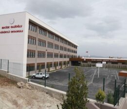 Bir günde 3 şampiyonluk