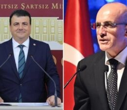 CHP Bursa Milletvekili Hasan Öztürk, TBMM’de yaptığı basın toplantısında Hazine ve Maliye Bakanı Mehmet Şimşek’e ara zam çağrısı yaptı.