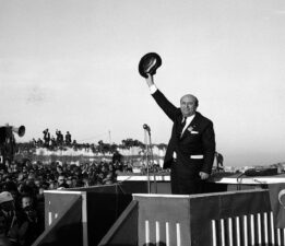 ARKON’dan Demokrat Açılım!