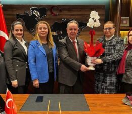 Tarihimiz, kadınların kahramanlıklarıyla doludur