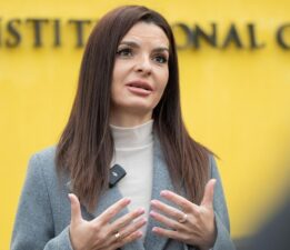 Gagavuz Türklerinin Başkanı Evghenia Gutul’un gözaltına alınmasına İsmail Türk’ten sert tepki