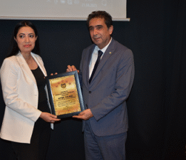 EĞİTİMDE VİZYONUN ADI: TAC KOLEJLERİ GENEL MÜDÜRÜ AYŞE YILDIZ’A “EĞİTİMDE LİDERLİK VE VİZYON ÖDÜLÜ”