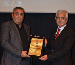 İNŞAAT VE GAYRİMENKULDE GÜVENİN ADI: EFENDİ ÖZDEMİR’E BAŞARI ÖDÜLÜ