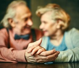 Yaşlılık Döneminde Konforlu Güvenli Yaşam Ortamı!