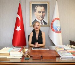 YÖK ÜNİVERSİTELERİ ANAYASA’YI İHLAL SUÇU İŞLEMEYE ZORLUYOR!