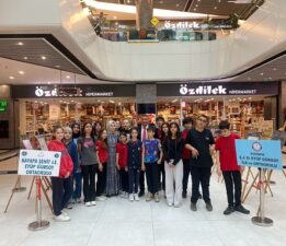Kayapa Şehit Jandarma Er Eyüp Gürsoy Ortaokulu’ndan Sanata Açılan Kapı: Görsel Sanatlar Sergisi Özdilek AVM’de!