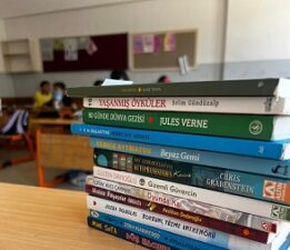 Kitapla Gelen Işık: Emekliler Meclisi Kitap Atölyesi’nden Türkiye’ye Umut Yolculuğu