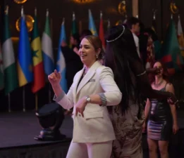 Zümra Tanrıverdi, Sheraton’daki 30 Elçilikli Protokol Yemeğinde Öne Çıktı