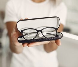 “Gözlük Lüks Değil, Yaşam Hakkıdır!”