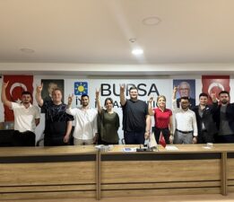 İYİ Parti Bursa İl Gençlik Kolları’ndan Anlamlı Etkinlik: “Türk Gençliğinde Kuvvacı Ruh Uyanıyor”