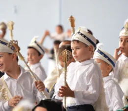 BURSA’DA GELENEK UNUTULDU: GARİP GURABANIN SÜNNET ŞÖLENİNE HASRET KALDI!