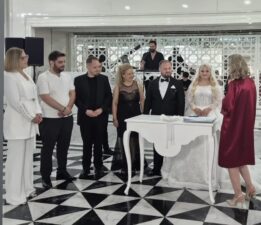 Bursa’da Görkemli Düğün: Murat Koç ve Melike Fidan Hayatlarını Birleştirdi