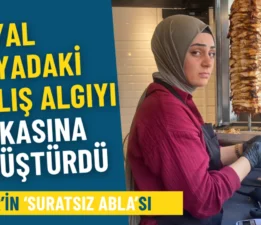 İzmir’de Gülmeyen Esnaf Fenomen Oldu! “Suratsız Abla” Tabelasıyla Müşteri Akınına Uğruyor