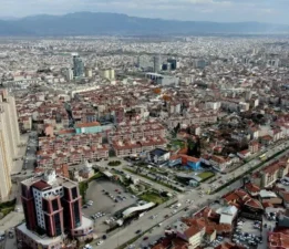 Bursa’da Nüfus Yoğunluğu Alarm Veriyor: DEVA Partisi İl Başkanı Tayfun Öztürk’ten Sert Uyarılar