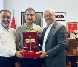 Bursa Pazarcılar Odası Başkanı Refik Aksu’dan Gemlik Belediye Başkanı Şükrü Deviren’e Ziyaret