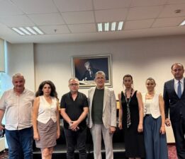 ADD Bursa Şubesi’nden Bursa Barosu’na Kritik Ziyaret: “Cumhuriyetin Kazanımlarını Koruyacağız”