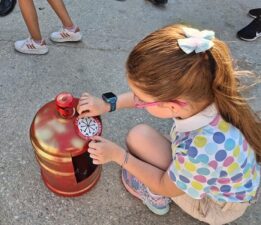 Gemlik’te Sokak Hayvanları İçin Anlamlı Dayanışma: Damacanalardan Hayat Doğdu