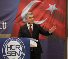 Hür-Sen Başkanı Levent Kuruoğlu’ndan Toplu Sözleşme Tepkisi: “Bu Film Artık Sıkmaya Başladı!”