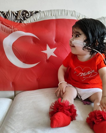 “Kalbine Güneşi Taşımak İçin Hepimize İhtiyacı Var”