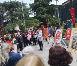 Memur-Sen’e Sert Suçlama: “8 Dönemdir Öğretmenin Ekmeğini Masada Peşkeş Çekiyorlar”