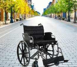 “Bir toplumun insaniyet ölçüsü, dezavantajlı bireylerine sunduğu imkanlarla ortaya çıkar.”