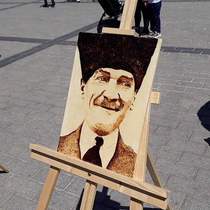 “Sanatsız Bir Millet, Köklerinden Kopar!”