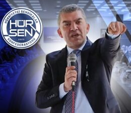 Hürriyetçiler Meydanlara İndi!