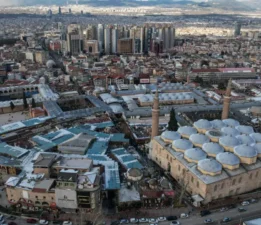 Demokrat Parti’den Çok Sert Çıkış: Çağrı Kaplan’dan Bozbey’e Yerden Yere Vuran Sözler!