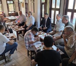 Selçuk Türkoğlu: “Çarşılar Can Çekişiyor, Şehri Yönetenler Lüks Araçlarda Geziyor!”