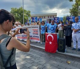 Öğretmenler meydanlarda değil, okullarında olmak istiyor