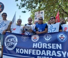 Hür-Sen’den Hükûmete ve Yetkili Sendikalara Sert Tepki: “Bu Teklif Emeğe İhanettir, Kabul Etmeyeceğiz!”