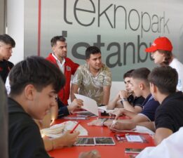 TÜGVA Gemlik İlçe Temsilciliğinden  Gençlerle TEKNOFEST Gezisi