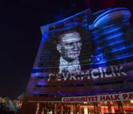 CHP’nin 102. Kuruluş Yıldönümünde Gençlikten Kararlılık Mesajı: “Atatürk’ün Emanetine Sahip Çıkıyoruz!”