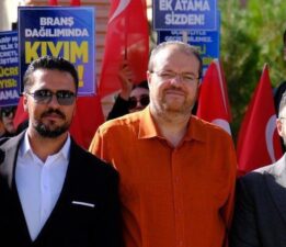 Van’da Atama Bekleyen Öğretmenlerden 25 Bin Ek Atama Talebi