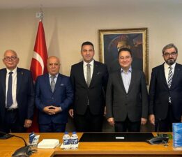 TÜMKON, Kalkınma Projeleri İçin Harekete Geçti: Ali Babacan ve DEVA Partisi’ne Sunum Yapıldı