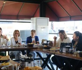 Kadın Muhtarlarla Biraraya Geldi!