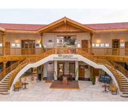 Uluumay Vakfı ile Bademler Sanat Köyü Arasında Anlamlı İş Birliği: Dostluk Nesiller Boyu Yaşatılıyor